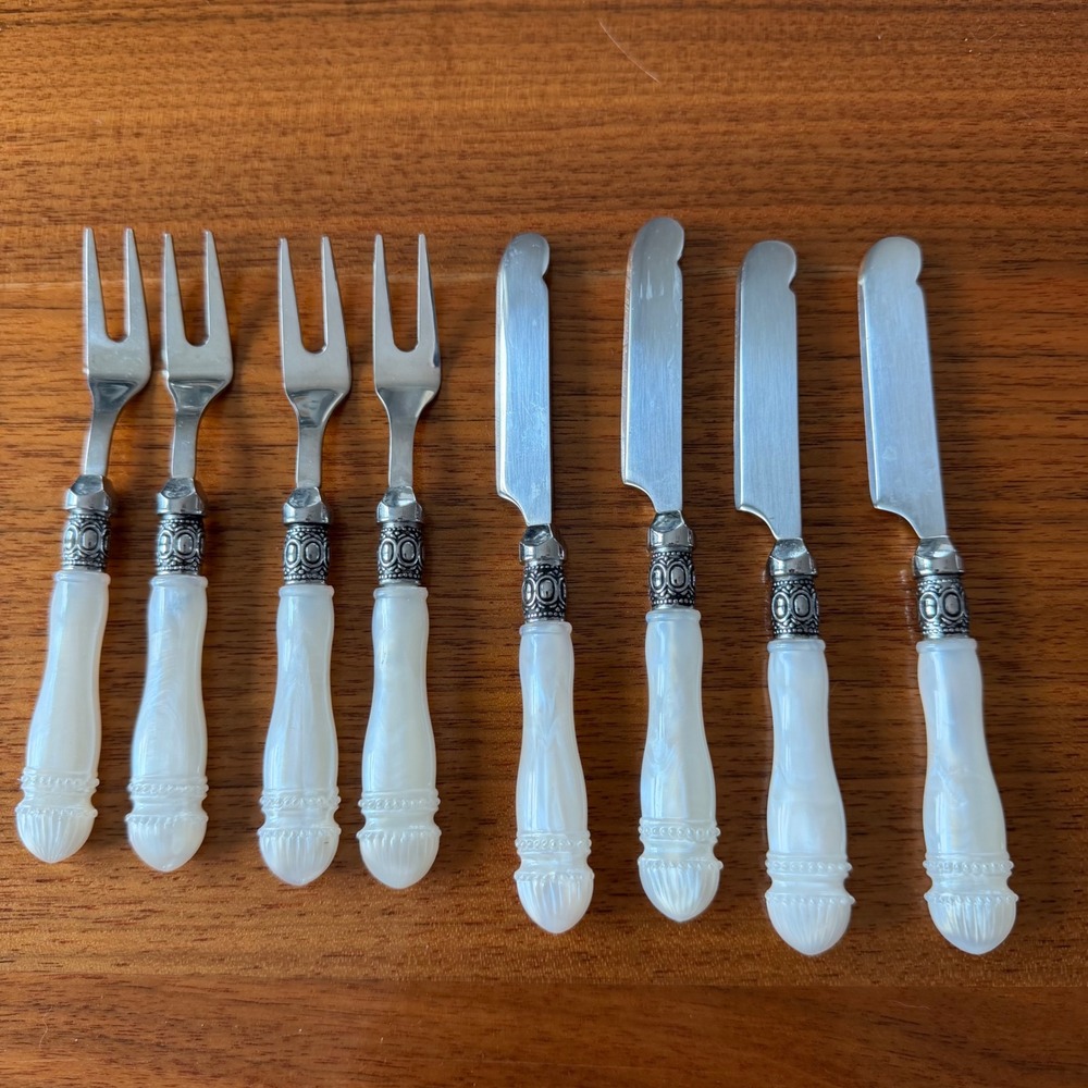 Southern Living at Home SLAH 8 Pc Hors d'Oeuvre Fork Spreader Knife Set Pearl